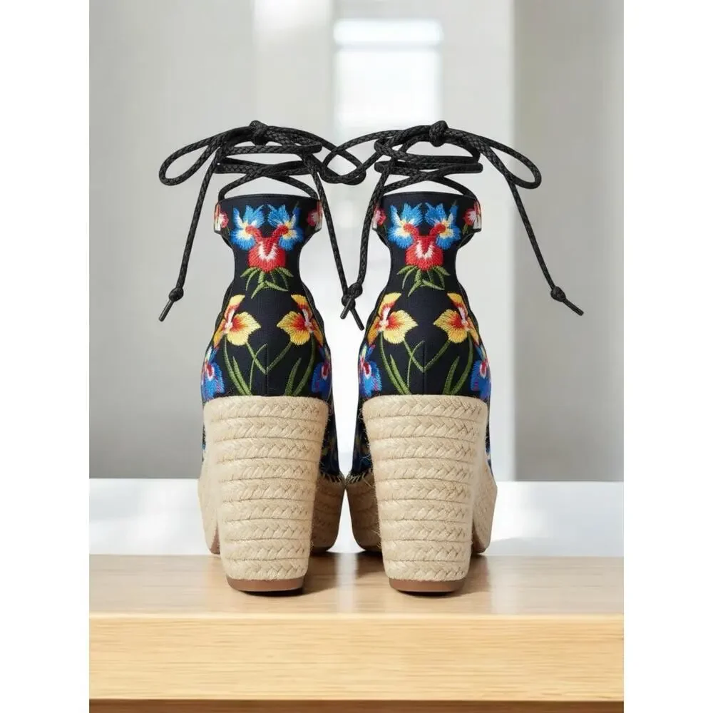 Tory Burch these tory